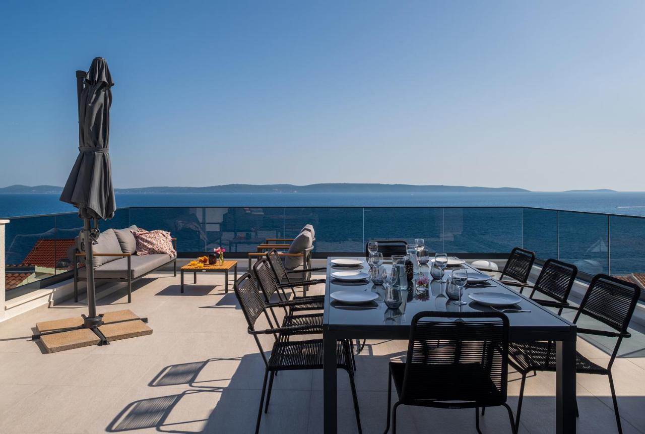 Vila Julian With A Heated Pool Trogir